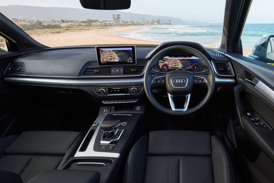 Торпедо Audi Q5 40 TDI Quattro 2019 года  (AU) (фото 17 из 19)